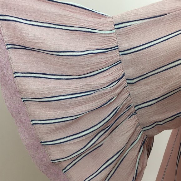 AMERICAN EAGLE OUTFITTERS STRIPPED TOP - Picture 4 of 6